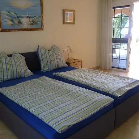 Sleeps 4 Pool Wifi Apartamento *