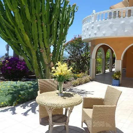 Sleeps 4 Pool Wifi *